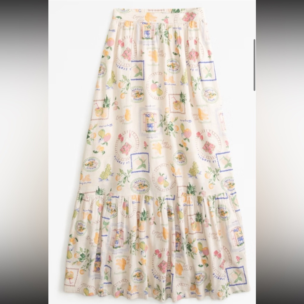 Linen-Blend Tiered Midi Skirt in Cream Italy Print